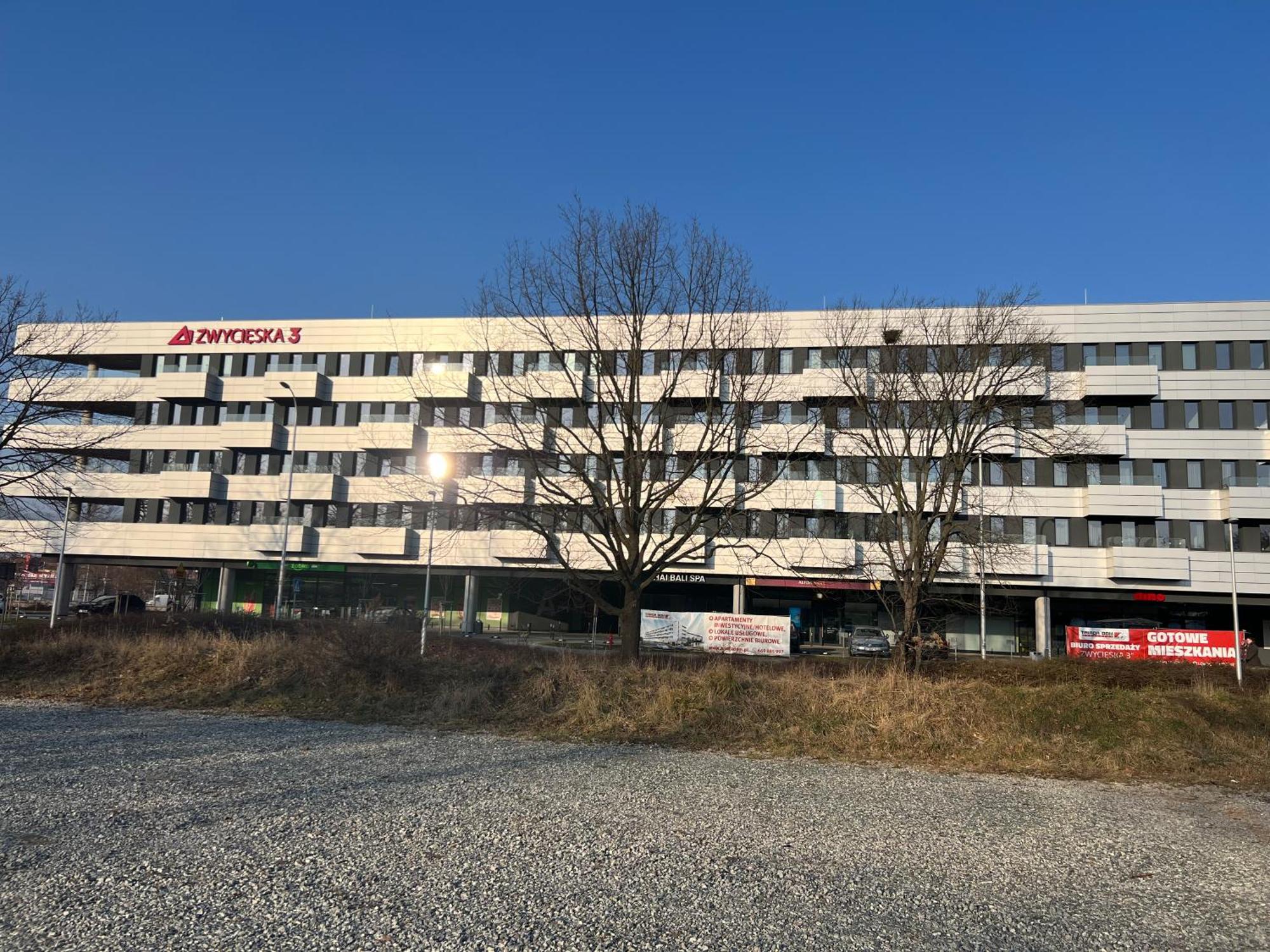 - Zwycieska Free Garage Apartament